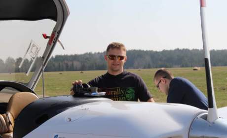 Lesny wearing Strato 0150 standing by the cockpit